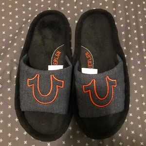 True Religion slippers